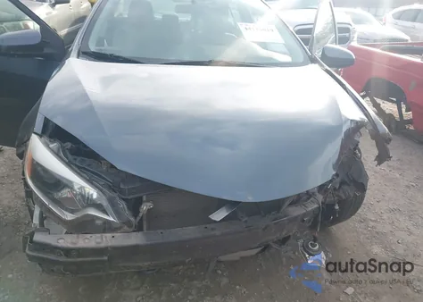 2015 Toyota Corolla Le z USA, uszkodzony, nr VIN 2T1BURHE2FC230381